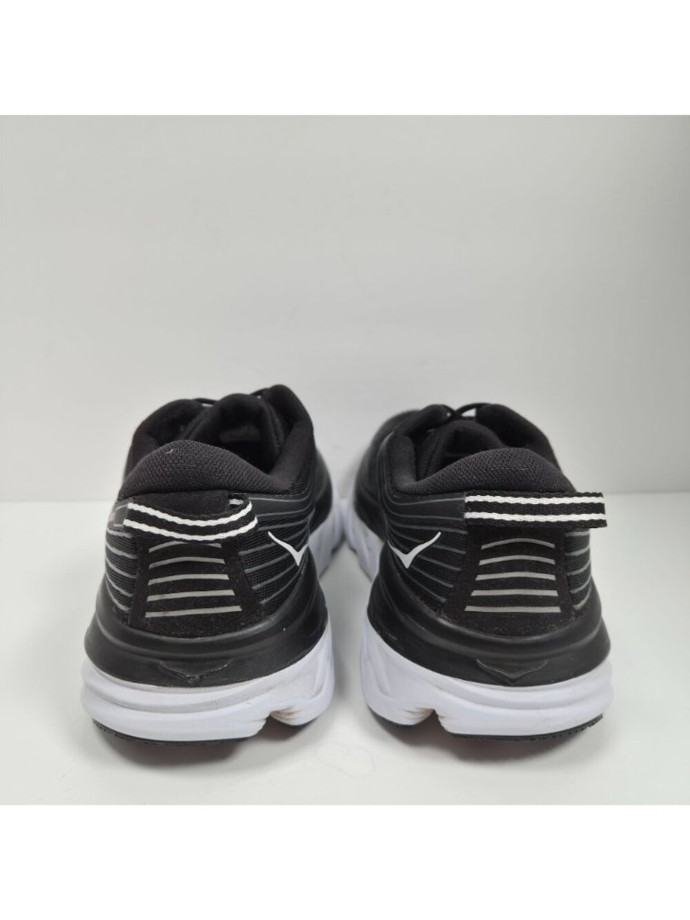 Hoka One One Bondi 7 Women's Black Running Shoes US Size 8.5D - Picture 4 of 8